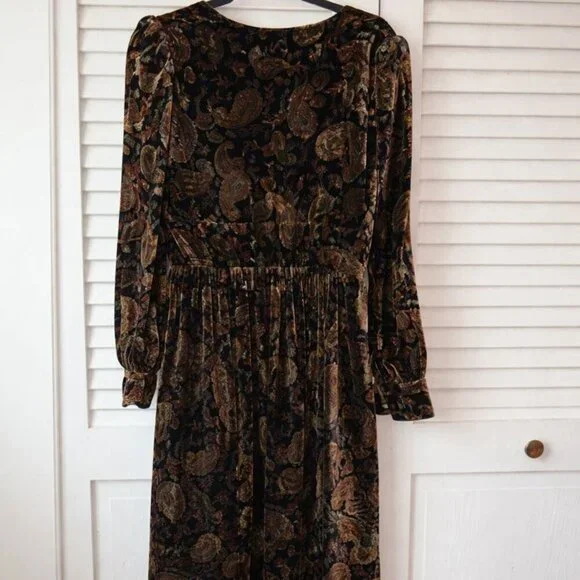 Boden Elsie Black Paisley Velvet Midi Dress Long Sleeve Women’s 10 Petite - Picture 3 of 7